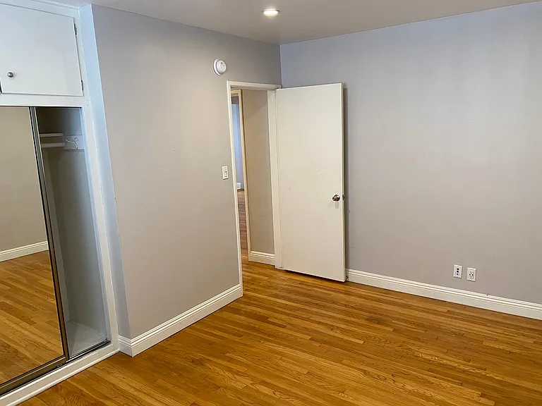 1965 S Sherbourne Dr #1 — Photo 33