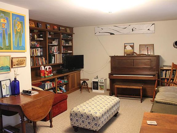 5th image of 2309 Rosewood Ave