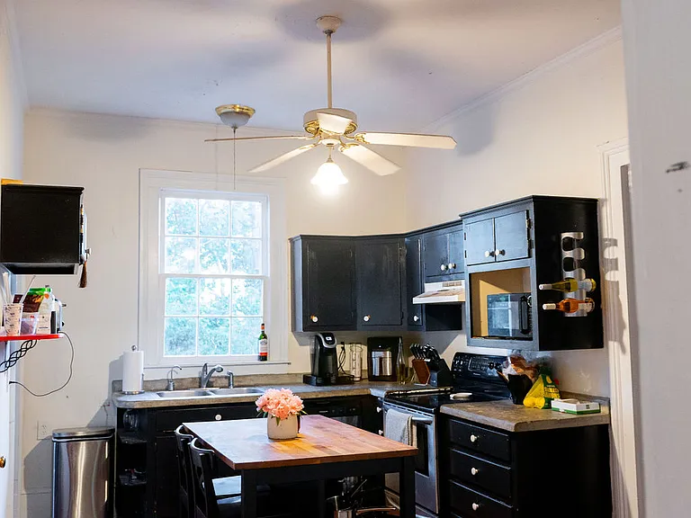 227 S Finley St — Photo 4