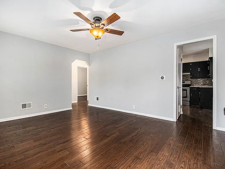 5827 Burdette St — Photo 4