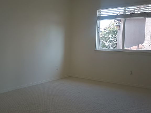 2nd image of 9914 Fieldthorn St