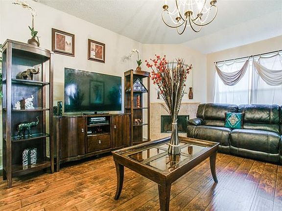 4th image of 820 Sage Meadow Dr