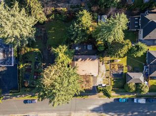 655 Macintosh St, Coquitlam, BC V3J 4Y4