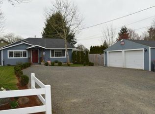 413 N 4th St, Carlton, OR 97111