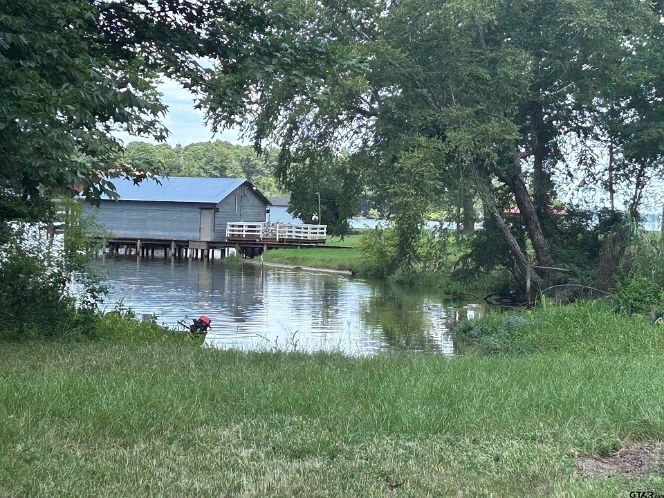 1st image of 22221 Brierwood Dr