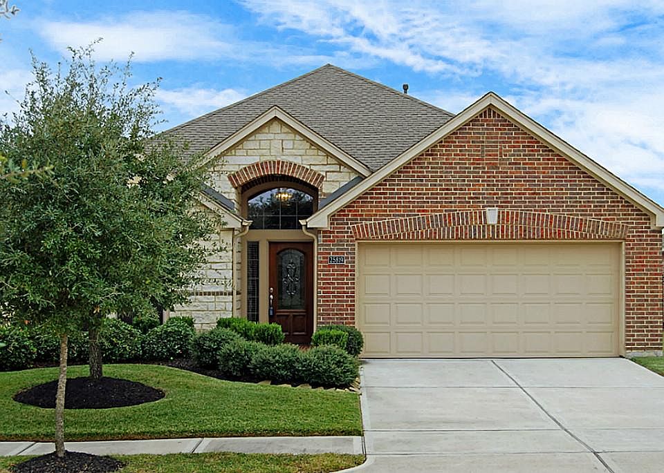 1st image of 25819 Palmdale Estate Dr