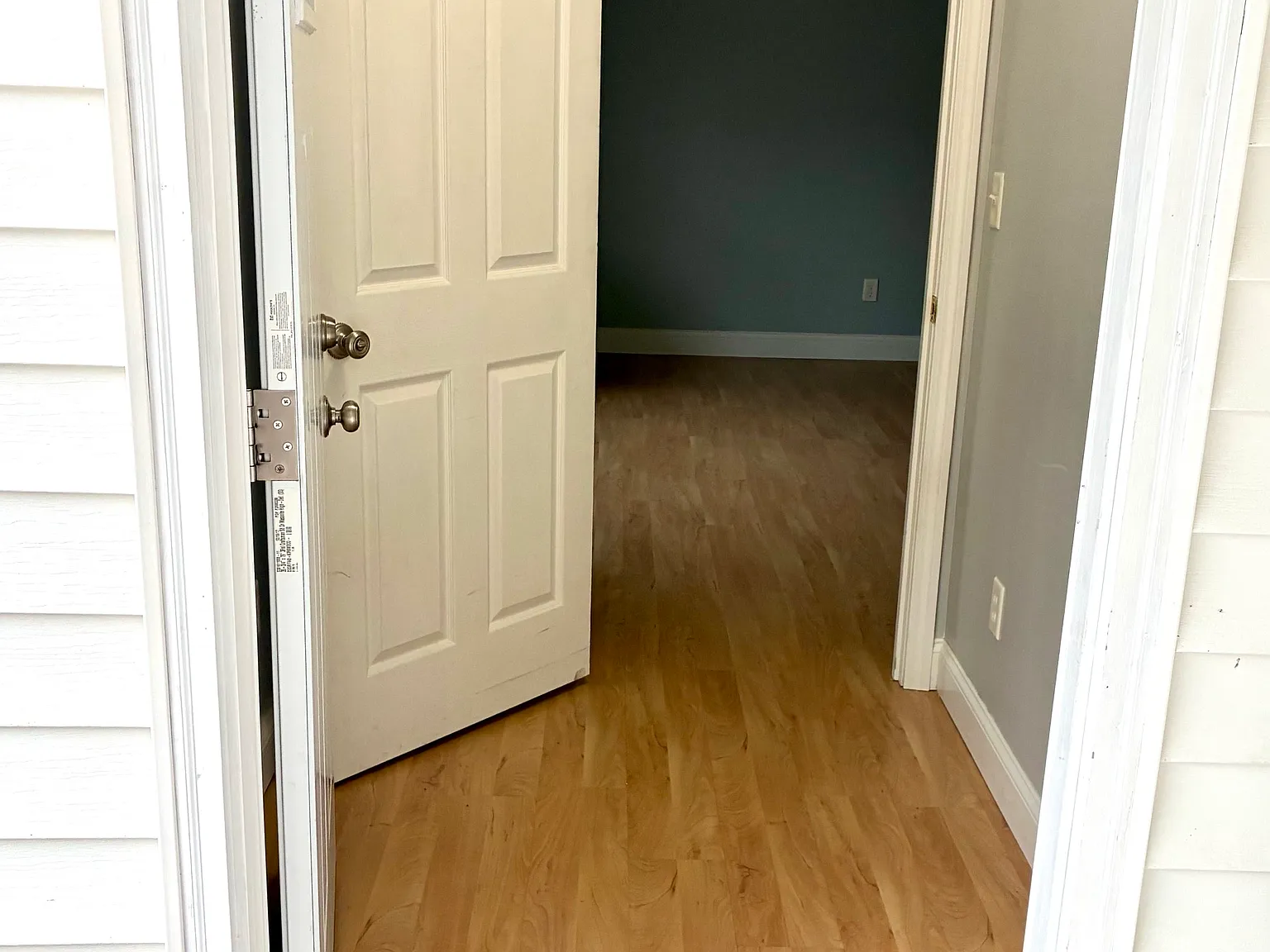 1 bed, 800 sqft, $2,000 — Photo 4