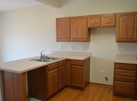 5th image of 1587 S Candlestick Way