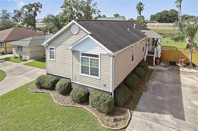 1st image of 6238 Bellaire Dr
