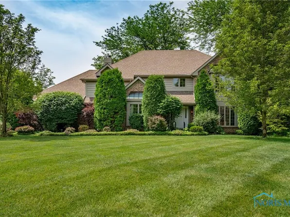 5301 River Oaks Ct, Sylvania, OH 43560