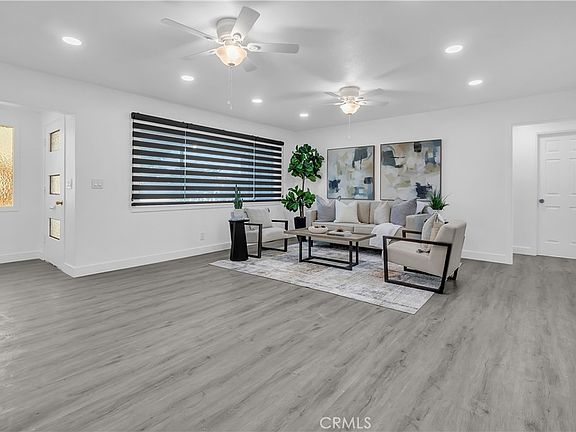 5th image of 14923 Tacuba Dr