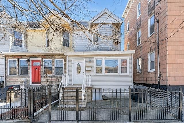 1st image of 6 Corbin Ave