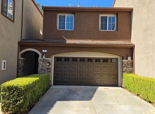 8692 9th St UNIT 3, Rancho Cucamonga, CA 91730