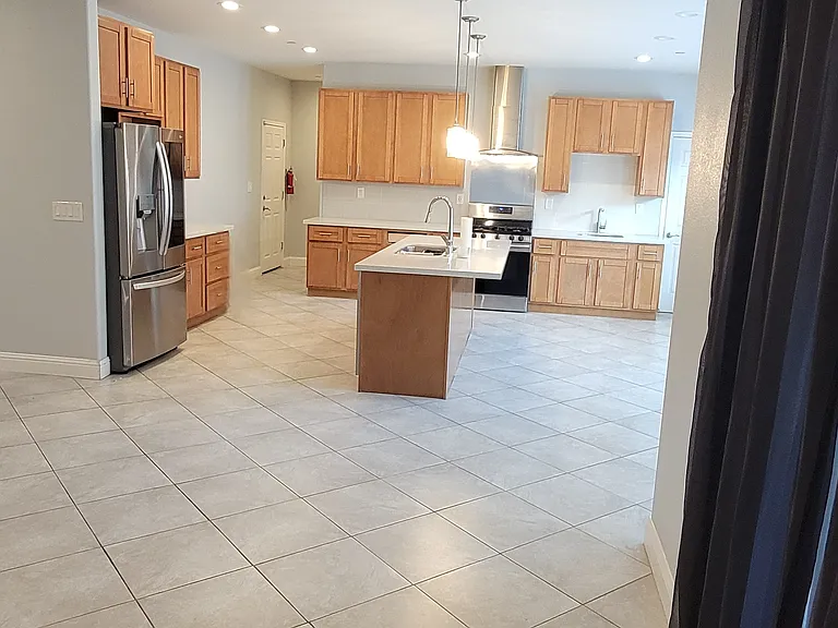 719 Morales Ct — Photo 6