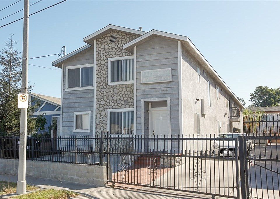 1st image of 1428 Plaza Del Amo APT 1