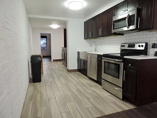 Rented by J Misrahi Realty Corp | media 35