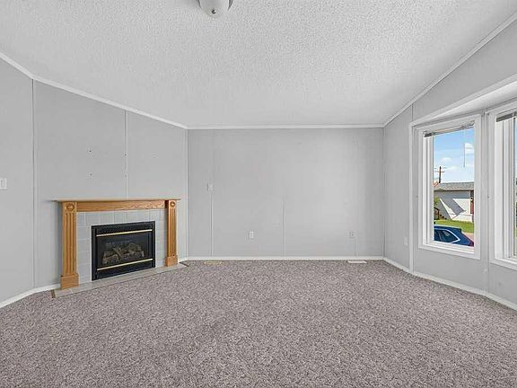 5th image of 206 2nd Ave SE