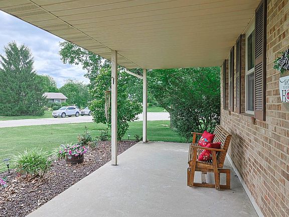 3rd image of 4089 Privet Ct