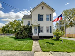 300 Wells St, Johnstown, NY 12095