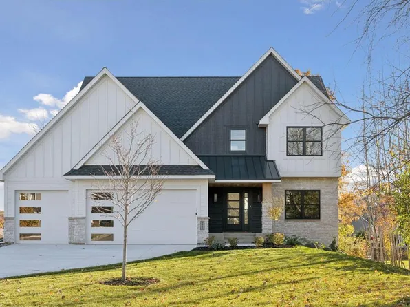 14487 Wilds Pkwy NW, Prior Lake, MN 55372