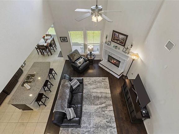 4th image of 120 Seminole Canyon Dr