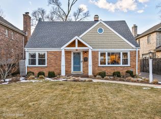38 Lincoln St, Glenview, IL