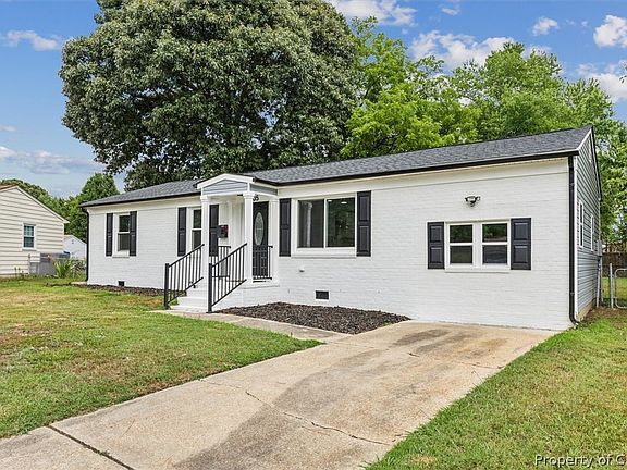 3rd image of 205 Goode Dr