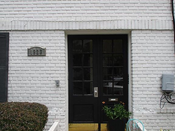 2nd image of 1923 35th Pl NW