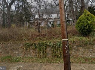 1619 Mineral Spring Rd, Reading, PA 19602