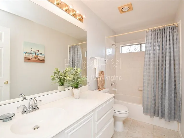 8435 Creekside Cir — Photo 21