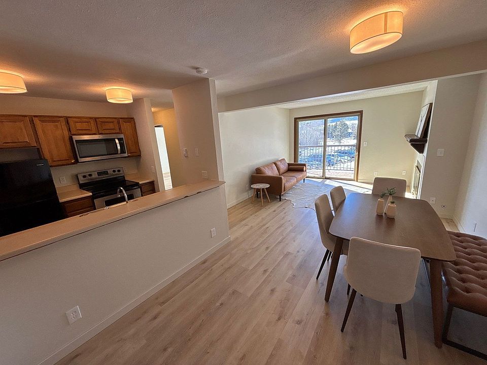 1st image of 1555 Shadow Run Ct Suite 208