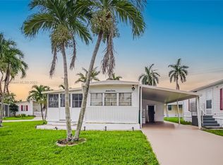 8500 SW 20th Pl, Davie, FL 33324