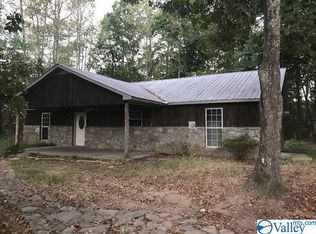 22 Weir Ln, Flintville, TN 37335