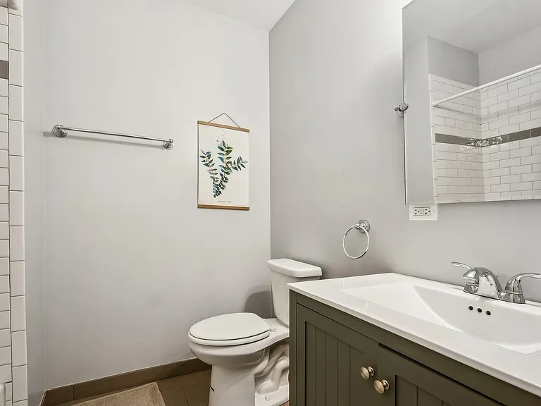 2204 W Warren Blvd #3 — Photo 7