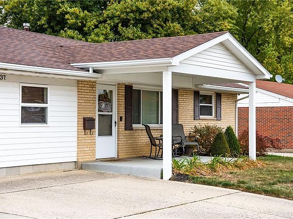 4th image of 437 Avon Oak Ct