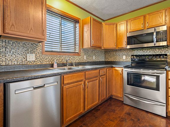 5th image of 307 Washington Rd