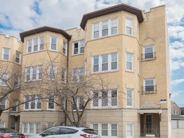 2827 N Woodard St APT 2S, Chicago, IL 60618