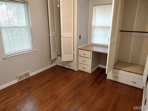 4th image of 230 Timber Ln