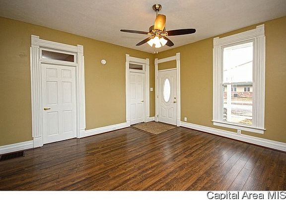 2nd image of 315 N 5th St