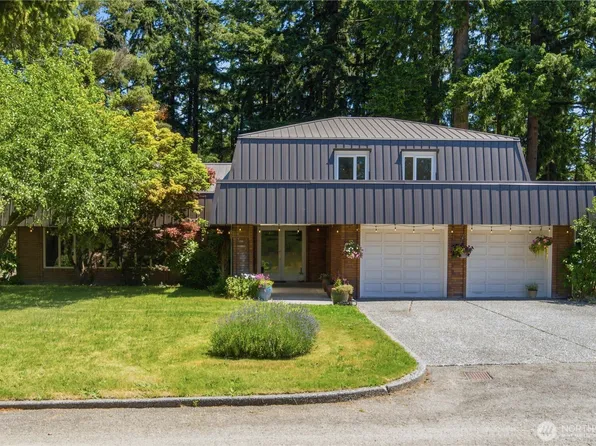 3050 SE Mullenix Road, Port Orchard, WA 98367