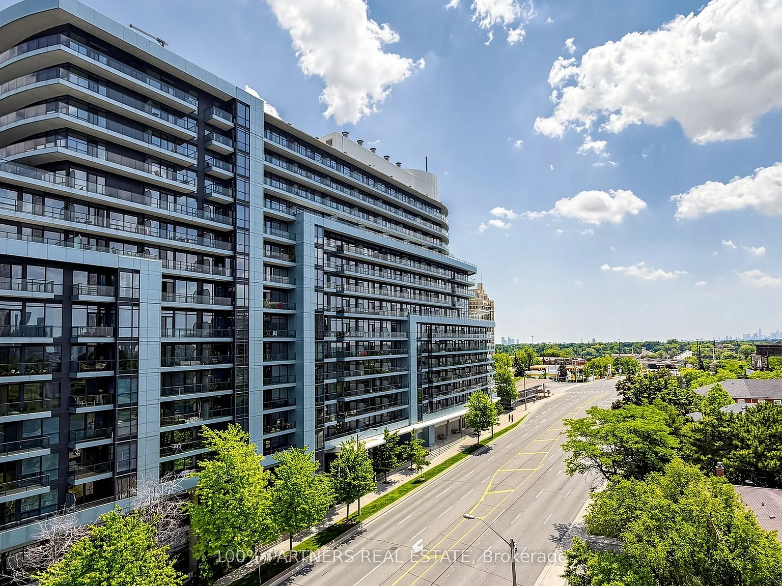 2 bed, $2,850 — Photo 1