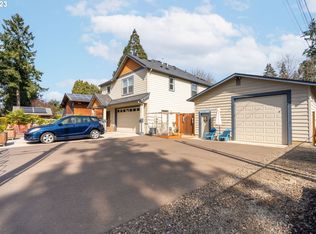 990 NW Connell Ave, Hillsboro, OR