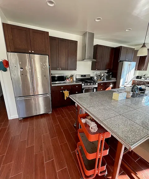 1074 Mecaslin St NW — Photo 5