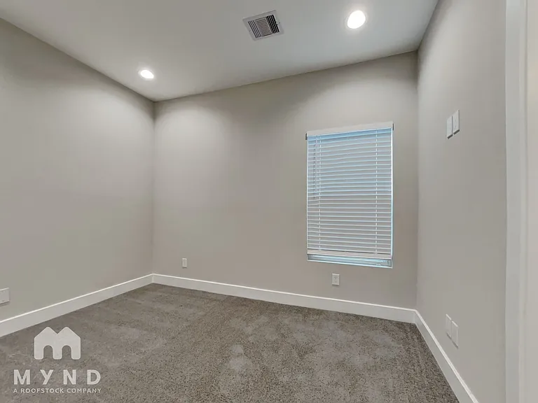 5902 Gardendale Dr #F — Photo 11