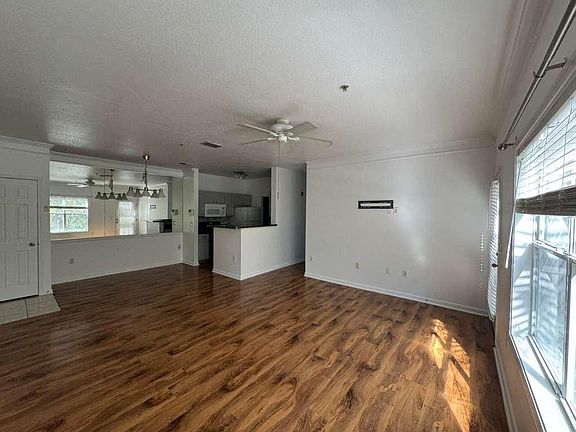 3rd image of 4802 W 51st St Unit 1807