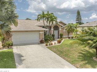 838 SW 19th Ln, Cape Coral, FL 33991