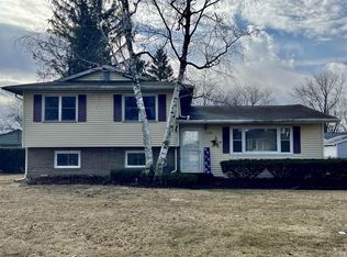 1718 Windsor Ct, Beloit, WI 53511