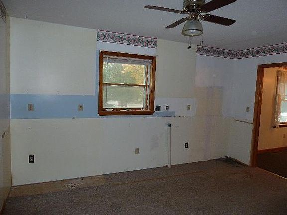 5th image of 2011 Hobbs Dr