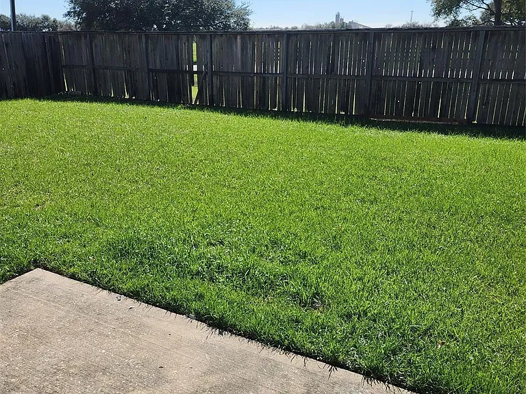 18407 Brenwood Manor Dr — Photo 15