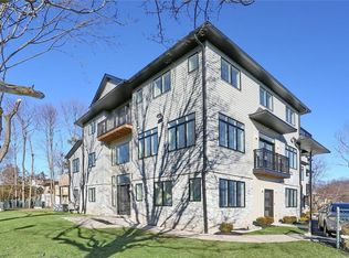 10 Walter Dr, Monsey, NY 10952
